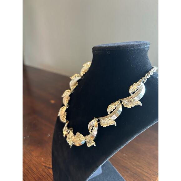 Vintage Silver Tone  Floral Leaf Adjustable‎ Necklace - Picture 3 of 5